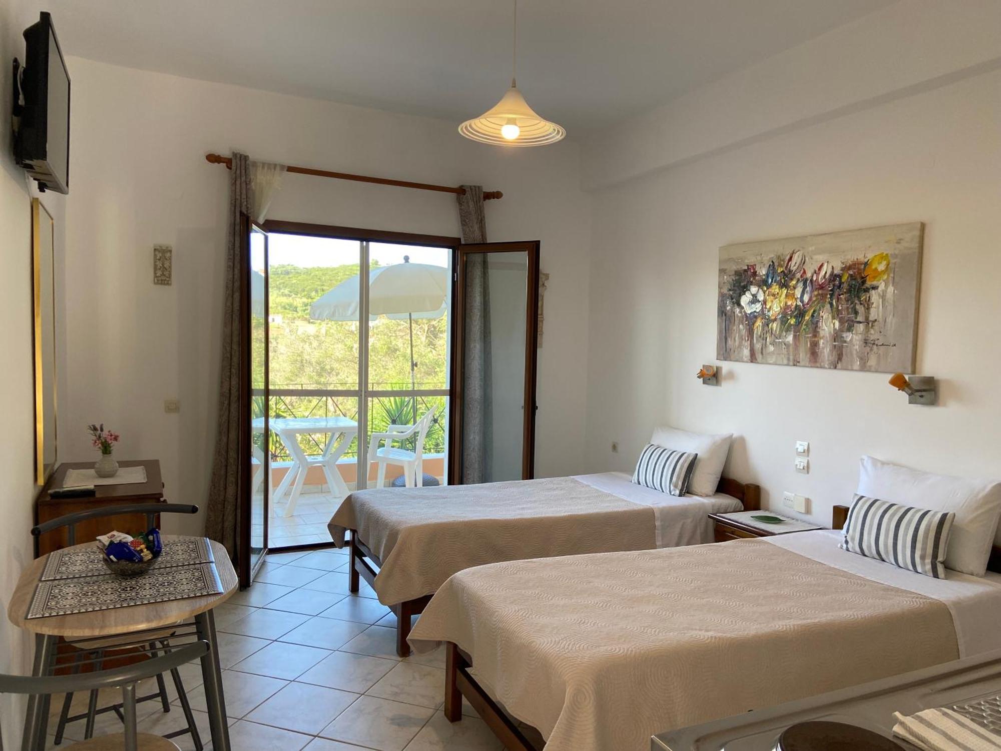 Floros Apartments Agios Stefanos Avliotes  Екстер'єр фото