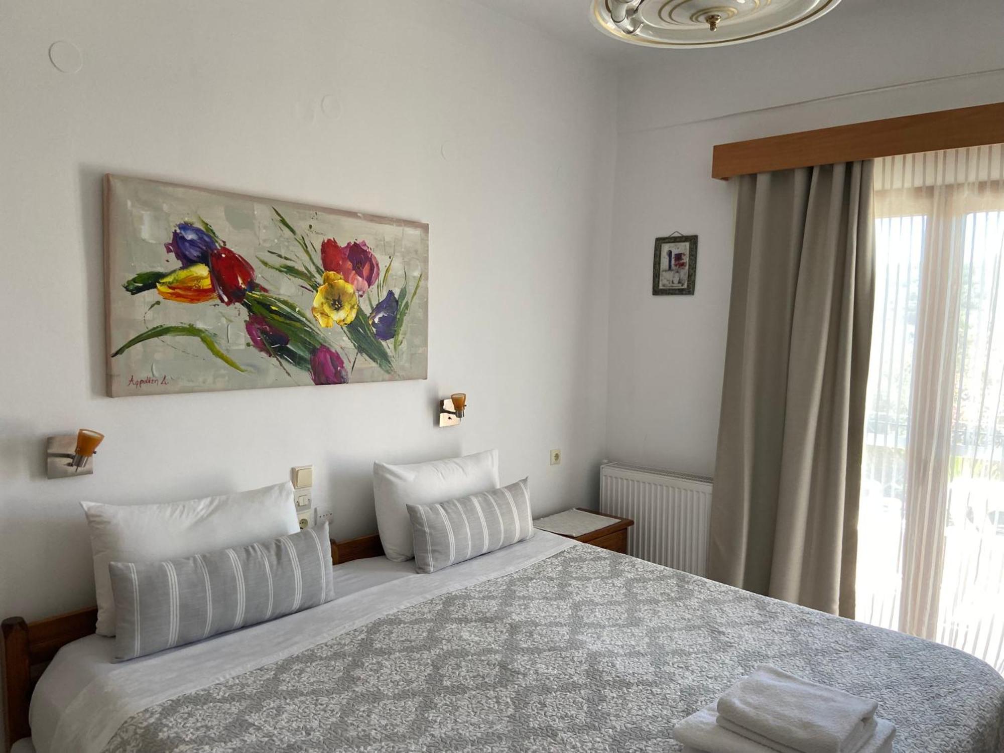 Floros Apartments Agios Stefanos Avliotes  Екстер'єр фото
