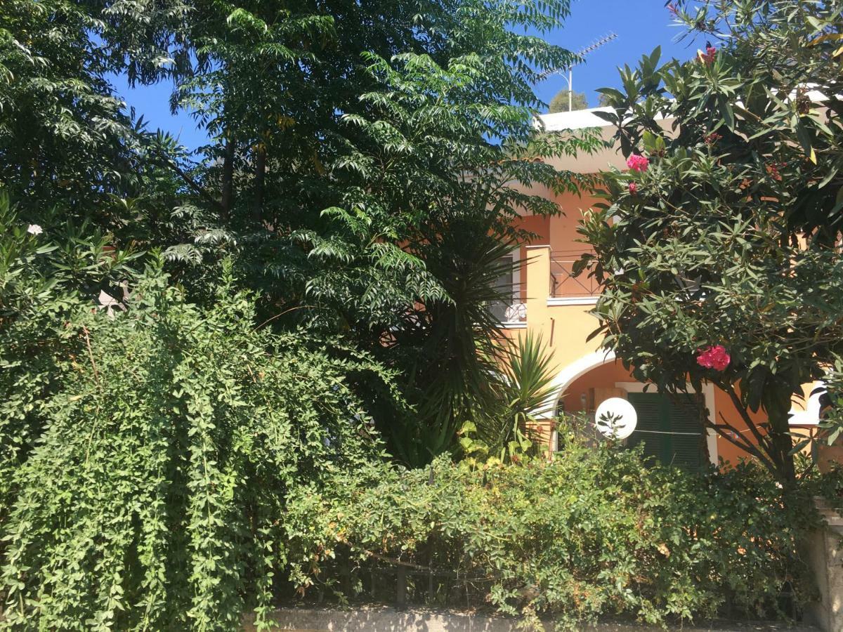 Floros Apartments Agios Stefanos Avliotes  Екстер'єр фото